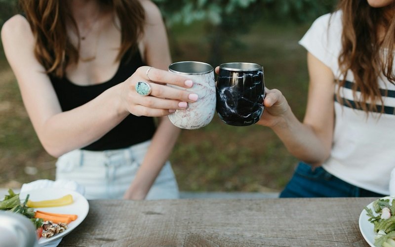 Read more about the article Top 22 Gifts For Foodies They Will Devour