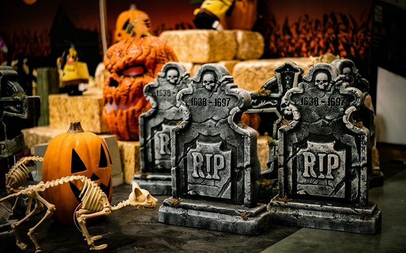 Read more about the article Best Halloween Decor 2025: Spooky, Stylish & Fun Ideas for Your Home