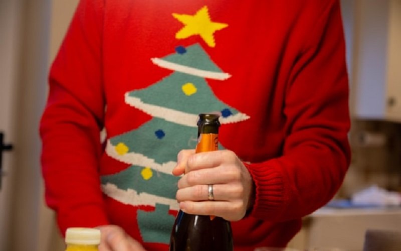 Read more about the article Best Christmas Sweaters 2025: Cozy, Funny & Totally Festive Picks